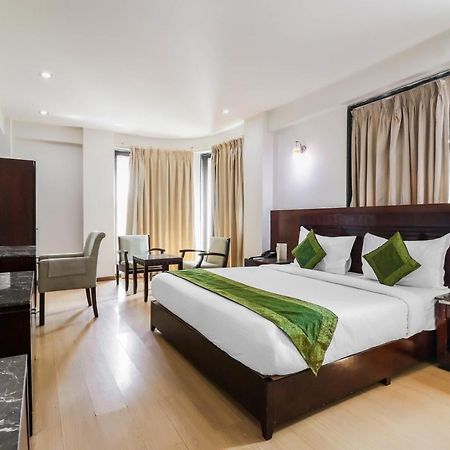 Treebo Trend Hotel Parker Ahmadábád Kültér fotó