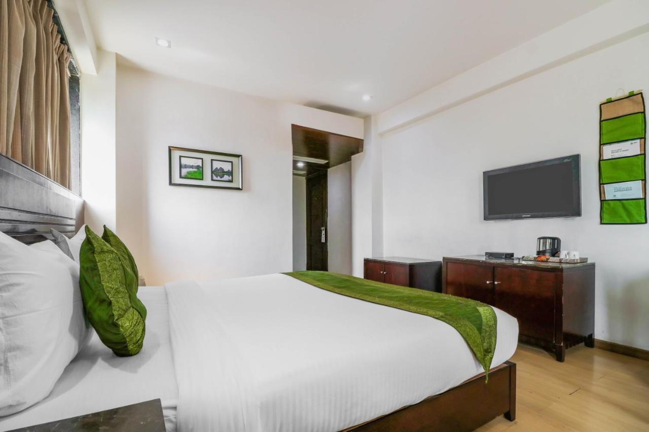 Treebo Trend Hotel Parker Ahmadábád Kültér fotó